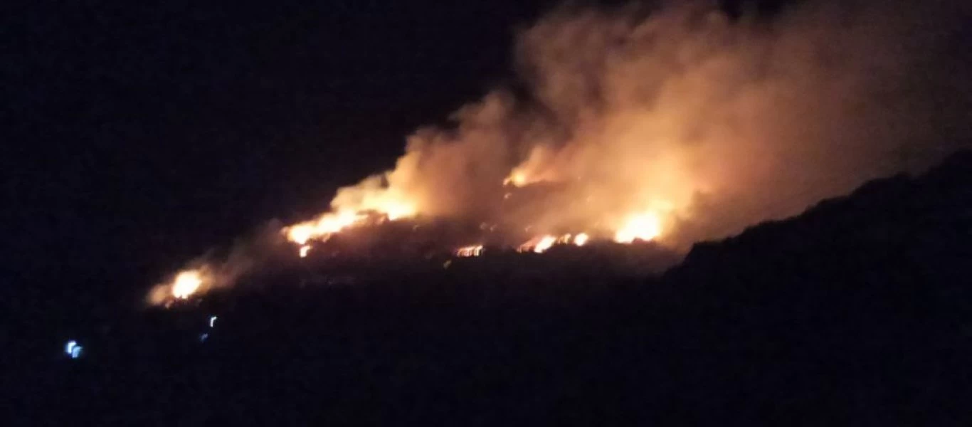 Εμπρησμός στο κέντρο αλλοδαπών στη Σάμο: Έξι προσαγωγές παράνομων μεταναστών για την φωτιά